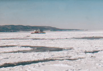 流氷船